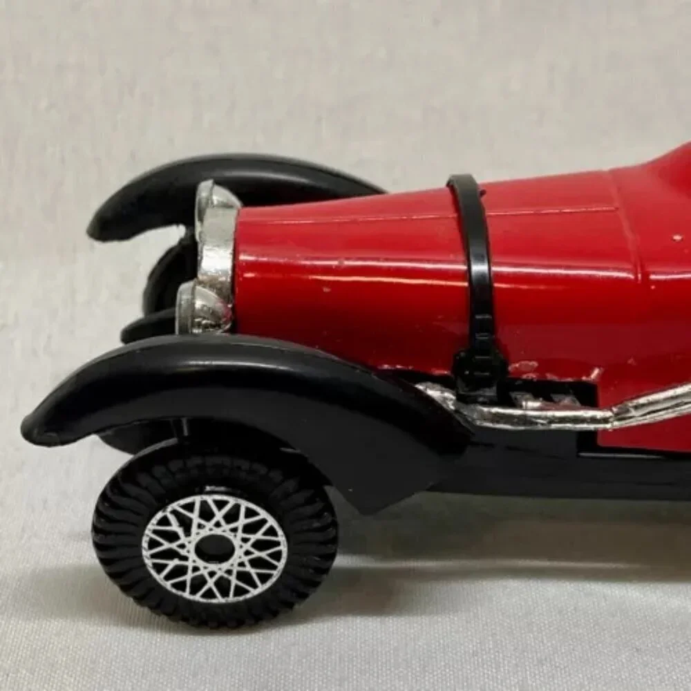 1934 Bugatti‎ Type 59 Red S8131 Die-cast Model Vintage Hong Kong